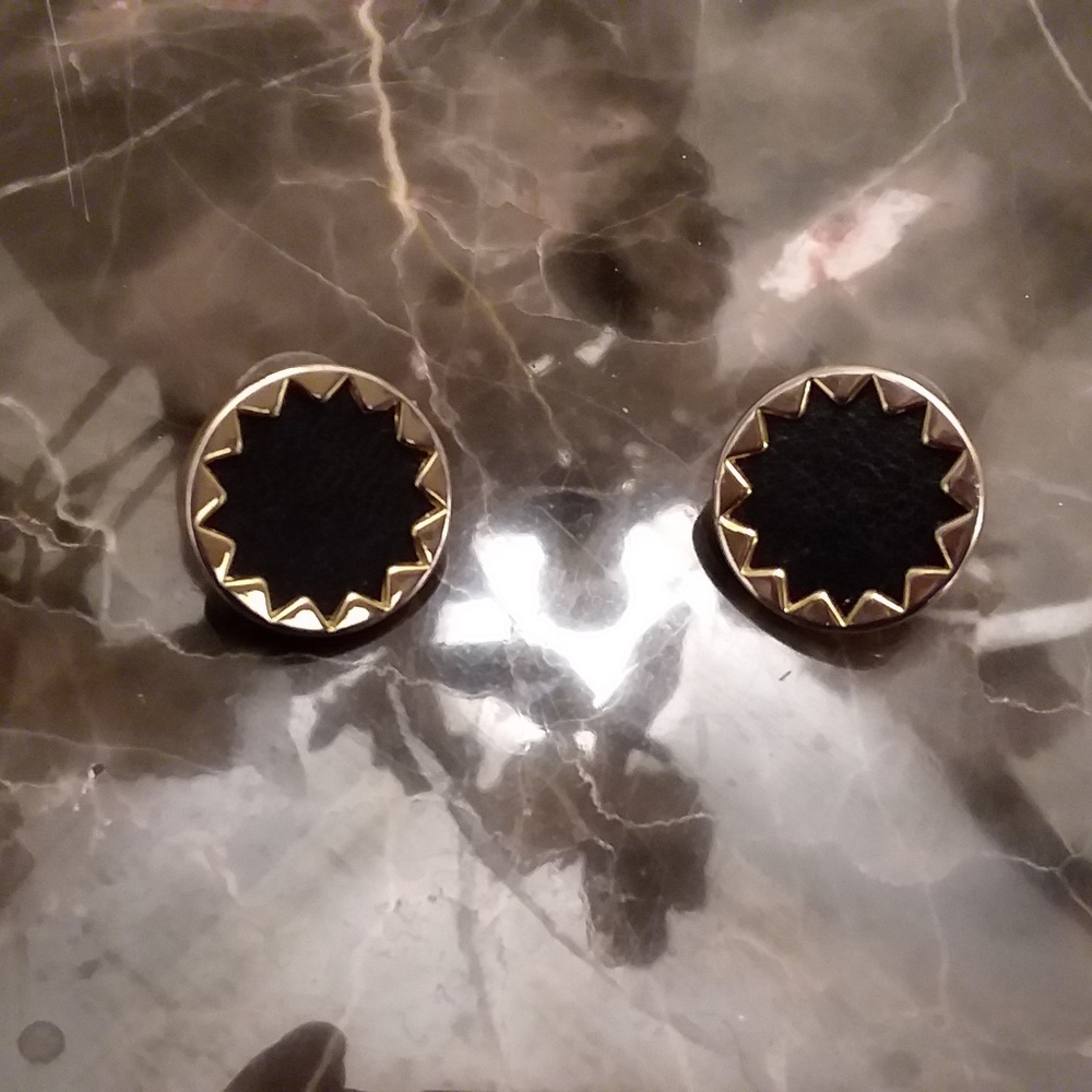 House of Harlow 1960 Sunburst  Earrings  NWOT